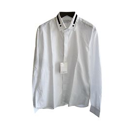 Camisa blanca de hombre nueva marca de Givenchy. Blanco