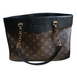 Louis Vuitton-Handbags-Brown