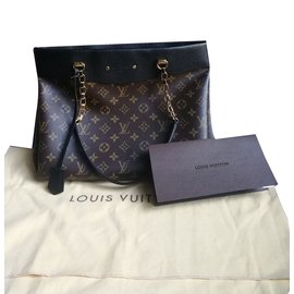 Louis Vuitton-Handbags-Brown