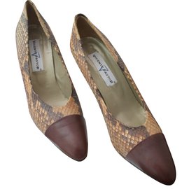 Autre Marque Vincent Pastor Python Print Exotic Leather Heels Python print