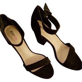 Autre Marque Just Fab Black Deerskin Sandals 40 Black