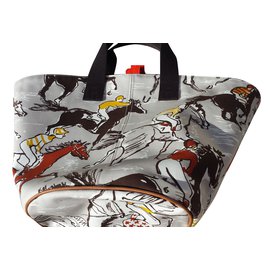 Hermès Totes Beige