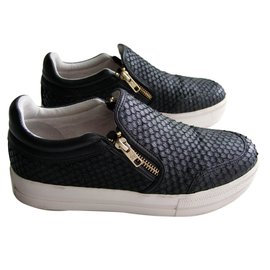 Ash Sneakers Black