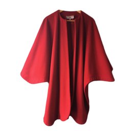 Capa Yves Saint Laurent de lana roja Roja