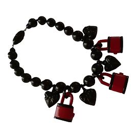 Angela Caputi Collares Burdeos