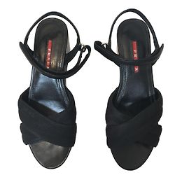 Sandali con zeppa Prada neri in pelle e tela Nero