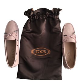 Tod's-Flats-Pink
