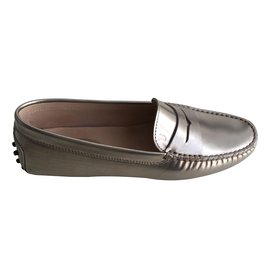 Tod's-Flats-Metallic