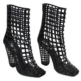 Yves Saint Laurent Botines Negro