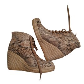 Stella Mc Cartney-boots compensées-Beige