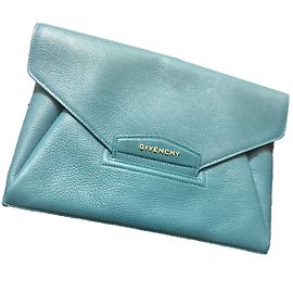 Givenchy Envelope Antigona Outro