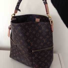 Louis Vuitton-Hobo Mélie-Dark brown