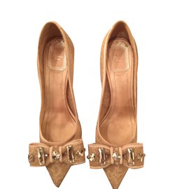 Dior-Heels-Beige