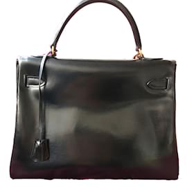 Hermès-Kelly 32-Preto