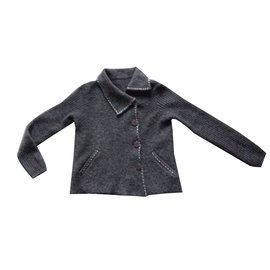 inconnue Strickwaren Grau