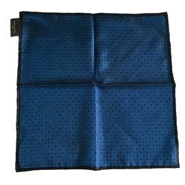Louis Vuitton-Laços-Azul