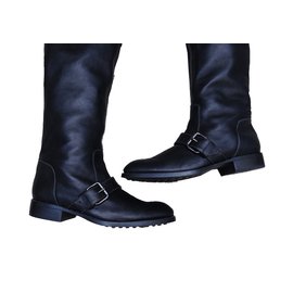 Tod's-Boots-Black