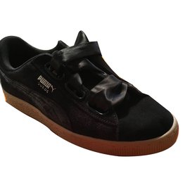 Puma-Sneakers-Black