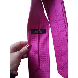 Hermès-Krawatten-Pink
