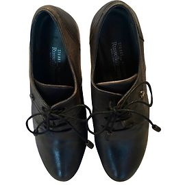 Stuart Weitzman pour Russell&Bromley London Grey