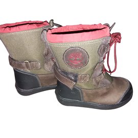 Timberland-Boots-Dark brown