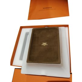 Hermès-Cinzeiro-Dourado