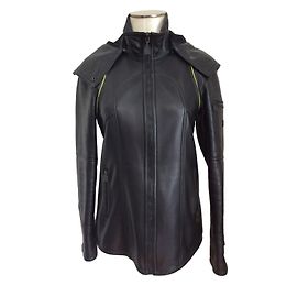 Giacca Chanel in pelle nera Nero