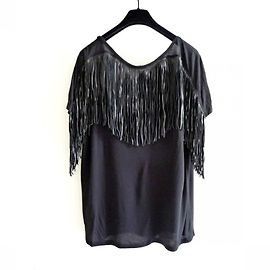 Top com franjas de couro Sandro Preto Preto