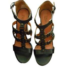 Alaïa-Sandals-Black