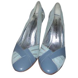 Gaspard Yurkievich Tacchi Blu
