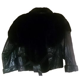 Rizal Jacken Schwarz