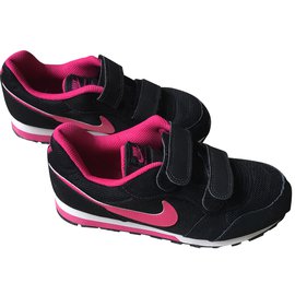 Nike-Sneakers-Black,Pink,White