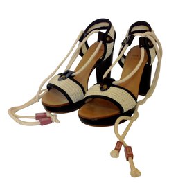 See by Chloé-Patent leather high heel sandals-Black,Cream