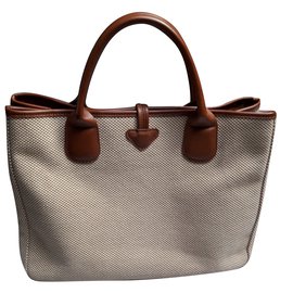 Longchamp-Handbags-Light brown