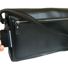 Autre Marque-Messenger leather bag-Black