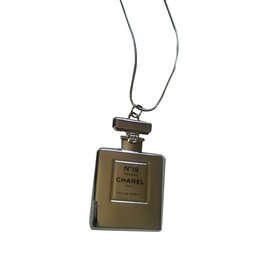 Chanel-Necklaces-Silvery