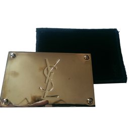 Yves Saint Laurent-Bolsas, carteiras, casos-Dourado