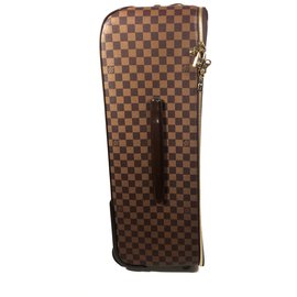 Louis Vuitton-Pegase-Brown