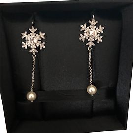 Miu Miu Schnee Perle Ohrringe Silber