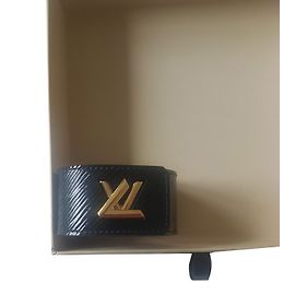 Louis Vuitton brazalete Negro