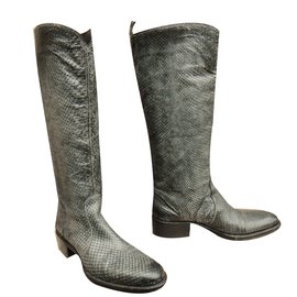 Sartore-Boots-Grey