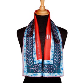 Hermès Bufanda de seda Multicolor