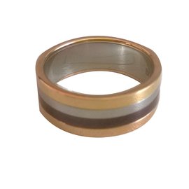 Boucheron anillo Dorado