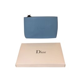 Dior-Fall-Blau