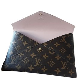 Louis Vuitton-Bolsos de embrague-Castaño