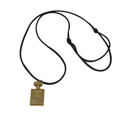 Chanel-Chanel necklace-Black,Golden