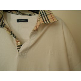 Burberry-Polos-Fora de branco