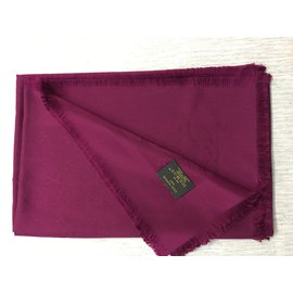 Louis Vuitton-Bufanda de seda-Púrpura