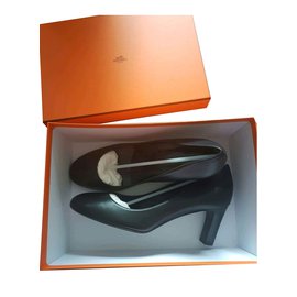 Hermès Heels Black