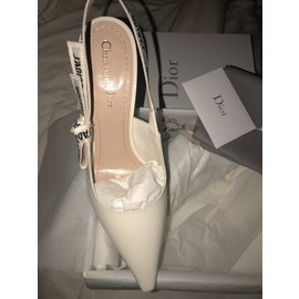 Dior-Pumps-White